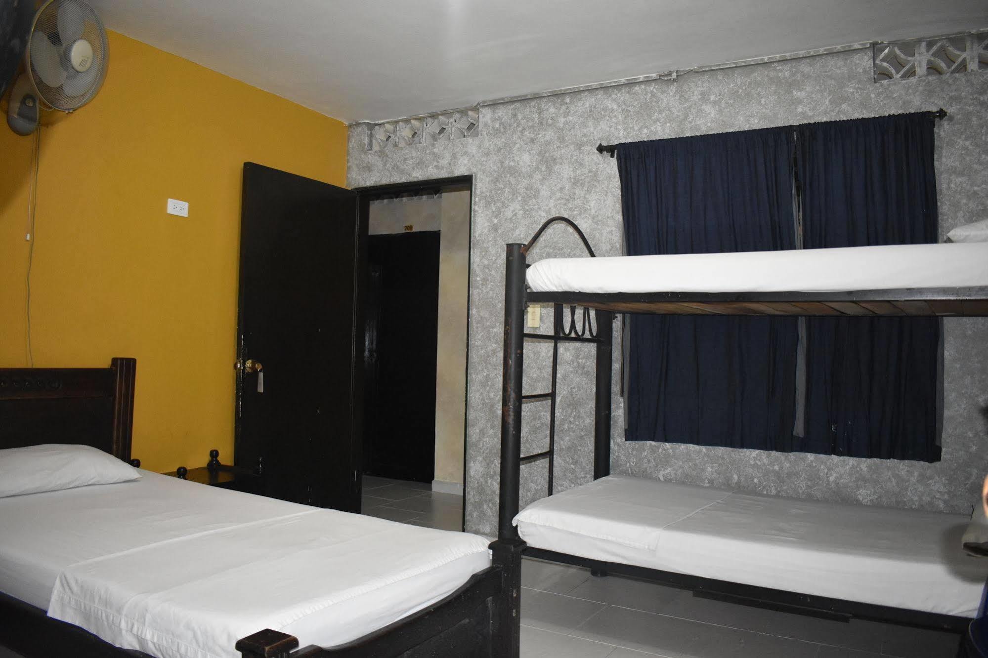 Ayenda Villas De San Juan Medellín Buitenkant foto